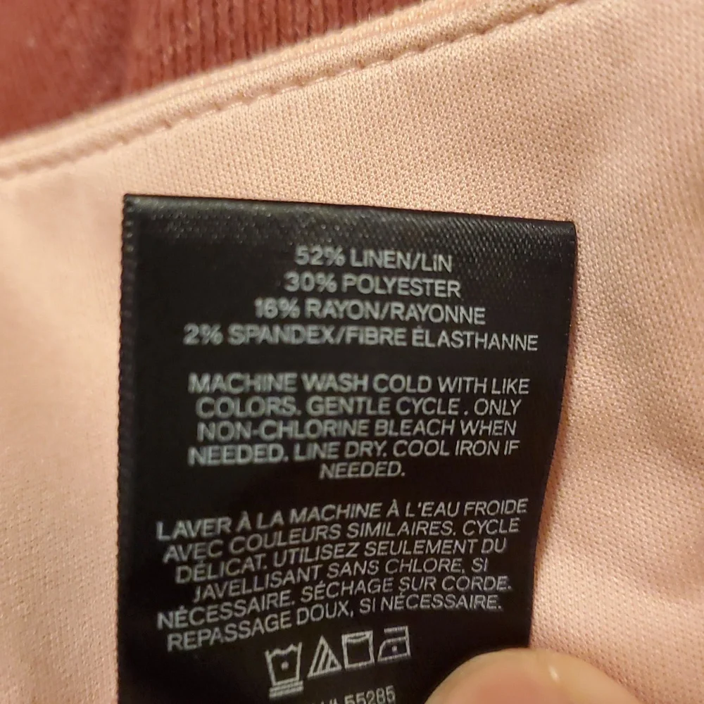Exprwss Women's Pink Linen Blend Shorts